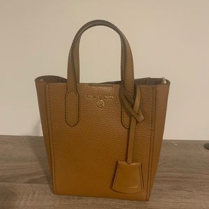 Michael Kors mini leather tote new comes with crossbody strap